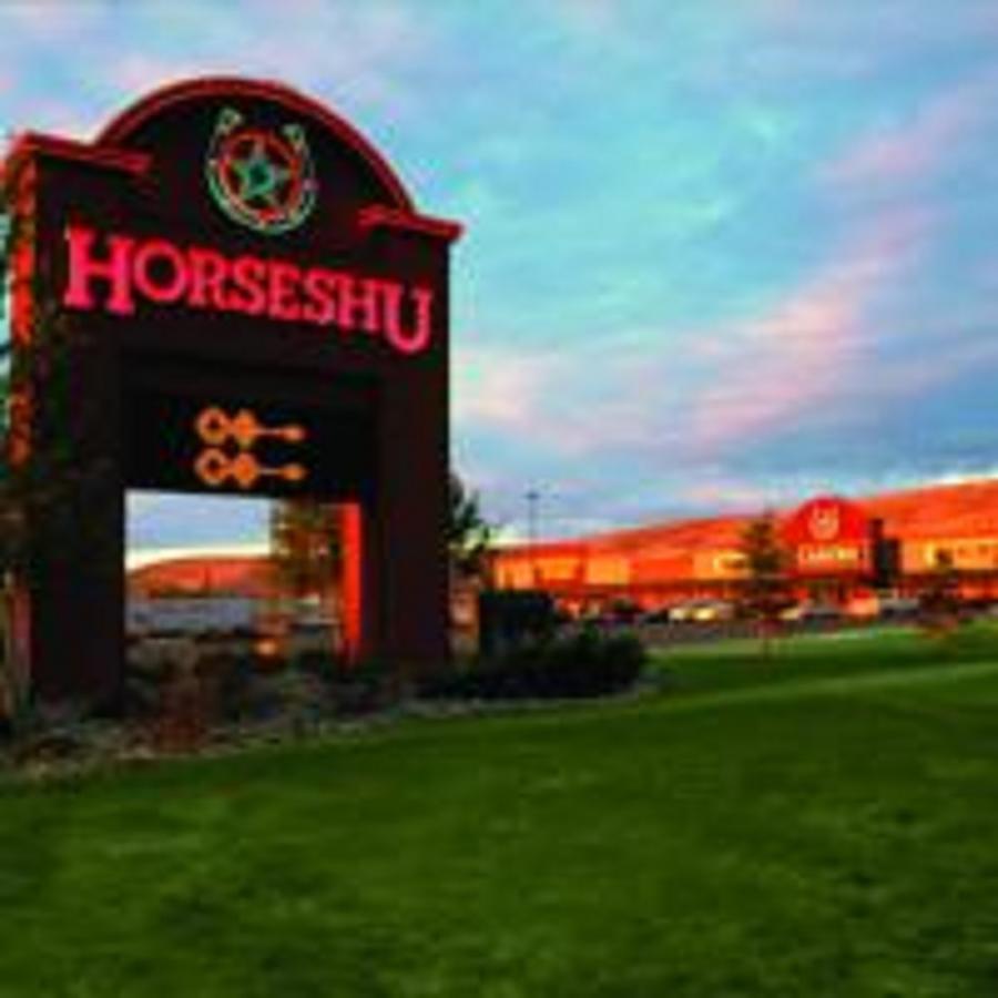 Cactus Petes Resort & Horseshu Hotel Jackpot Bagian luar foto