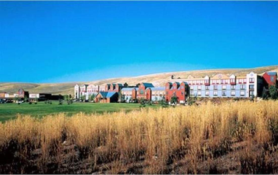 Cactus Petes Resort & Horseshu Hotel Jackpot Bagian luar foto